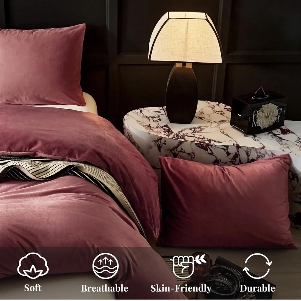 🆕 3 piece Pink Velvet Duvet Cover Set in size KING